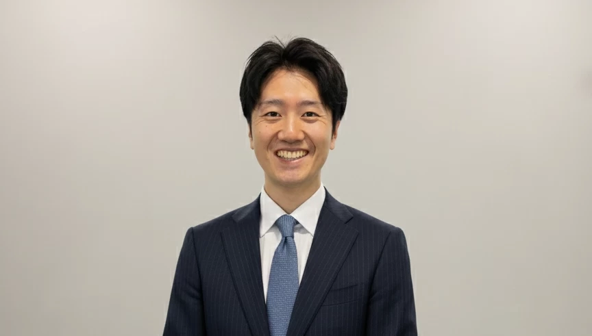 胸上スーツ.png 尾座本 悠