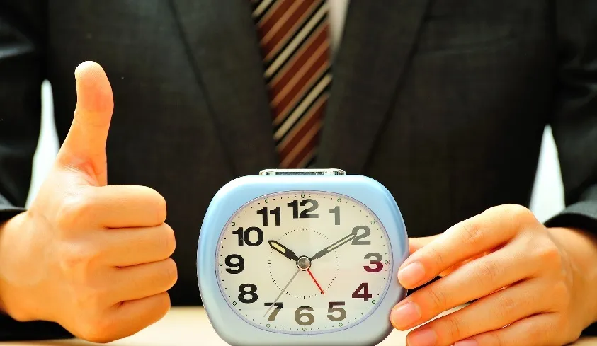 首都圏では平均1,400円越え！講師の時給はいくらに設定するべき？