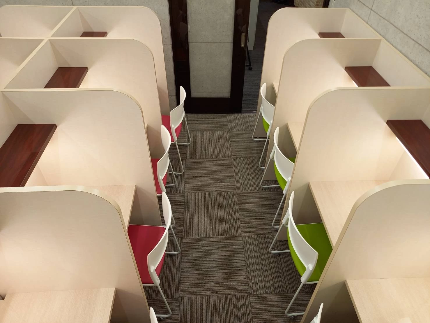 スライドイメージ（３） 大学受験館 八木駅前校