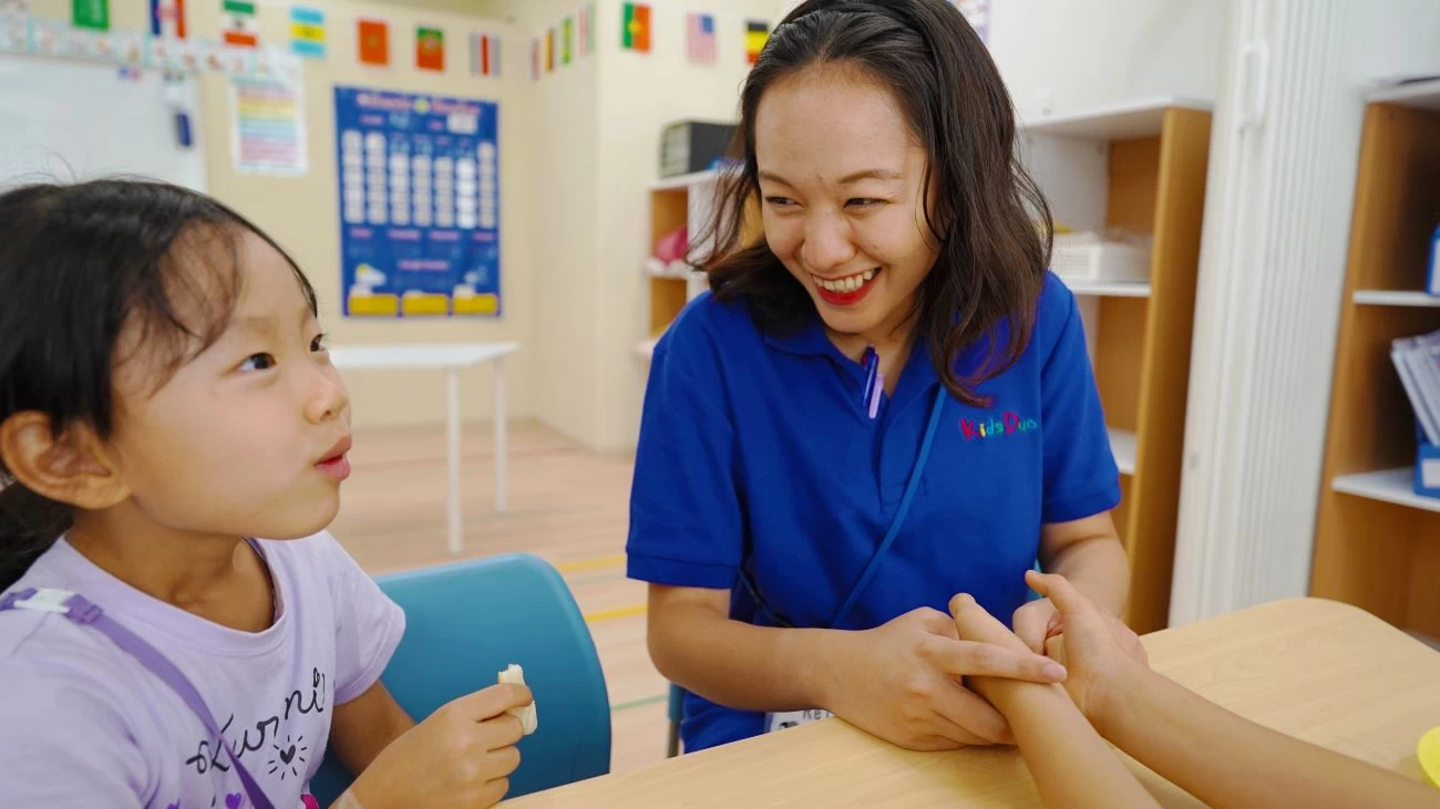 スライドイメージ（３） Kids Duo 舞子