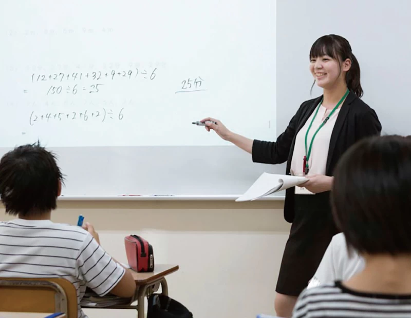 スライドイメージ（３） 啓真館 木太校