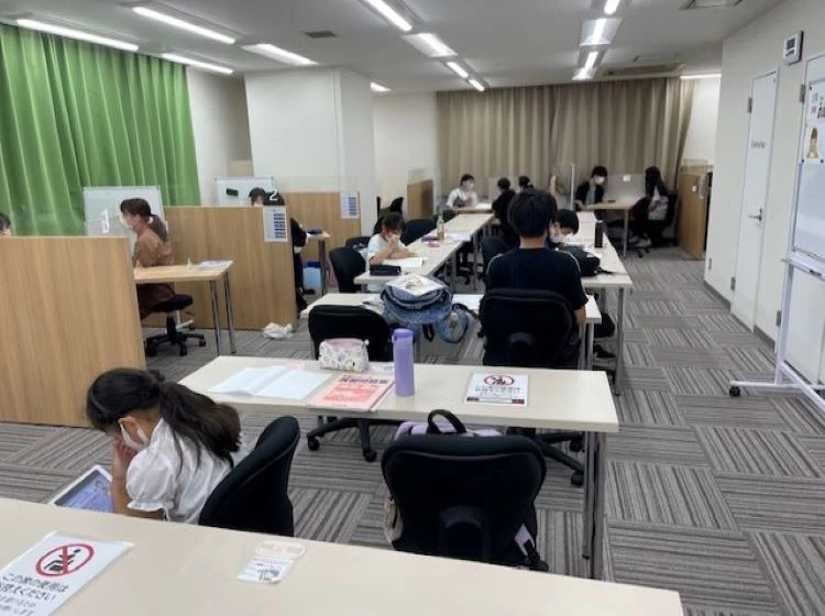 スライドイメージ（５） 個別指導塾トライプラス 板