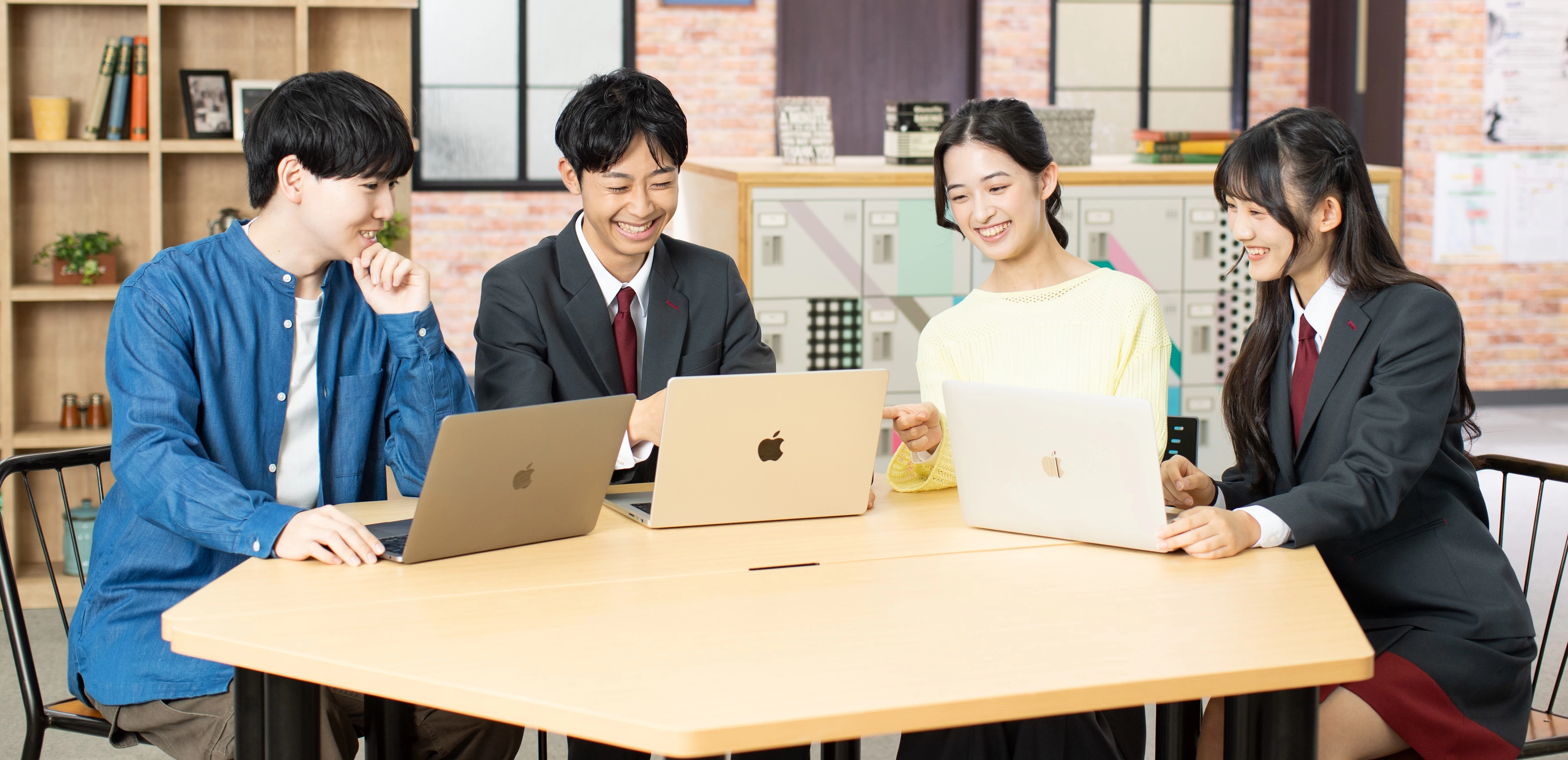スライドイメージ（３） 角川ドワンゴ学園 通学プロ