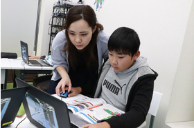 スライドイメージ（３） プロクラ auショップあざ