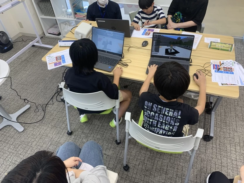 スライドイメージ（４） プロクラ ドコモショップ南