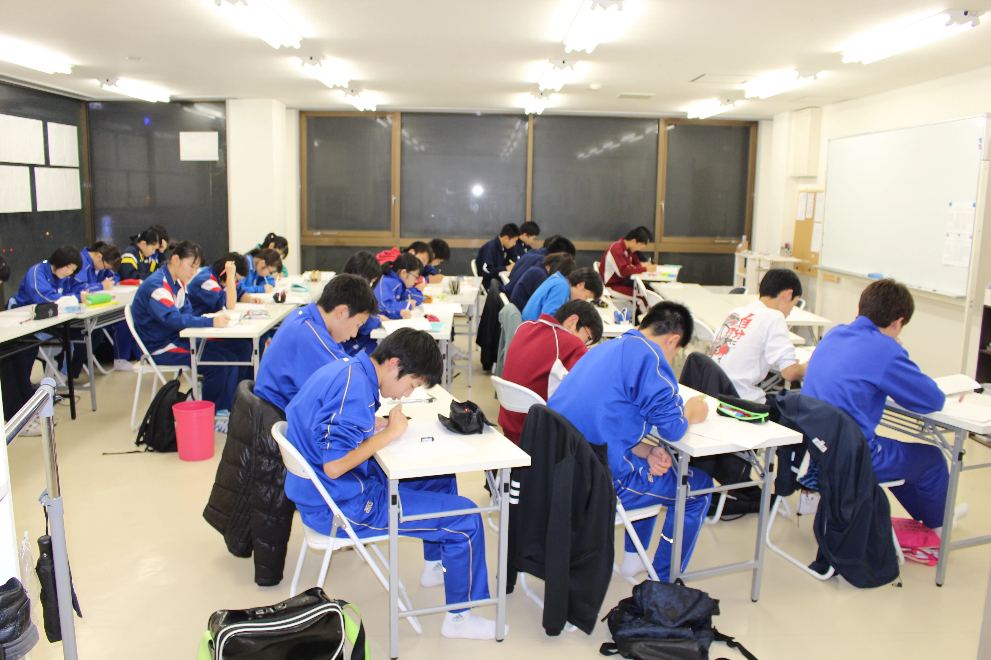 スライドイメージ（２） さくらアカデミー 十和田官