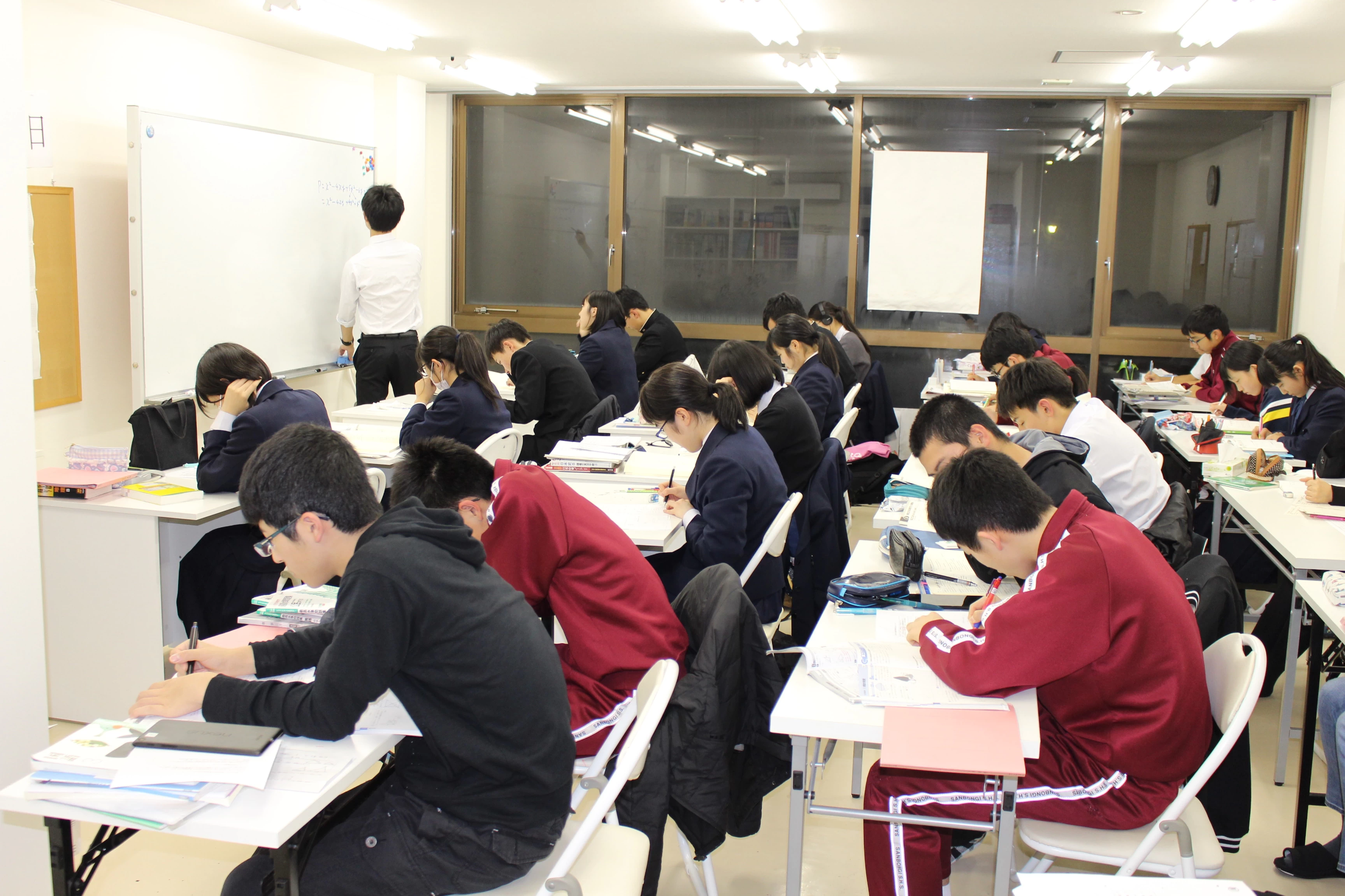 スライドイメージ（３） さくらアカデミー 十和田官