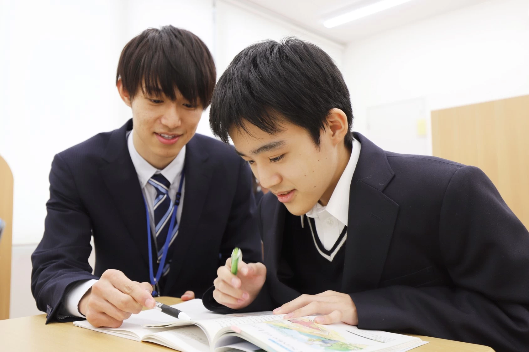 スライドイメージ（２） 個別指導Axis 市川真間