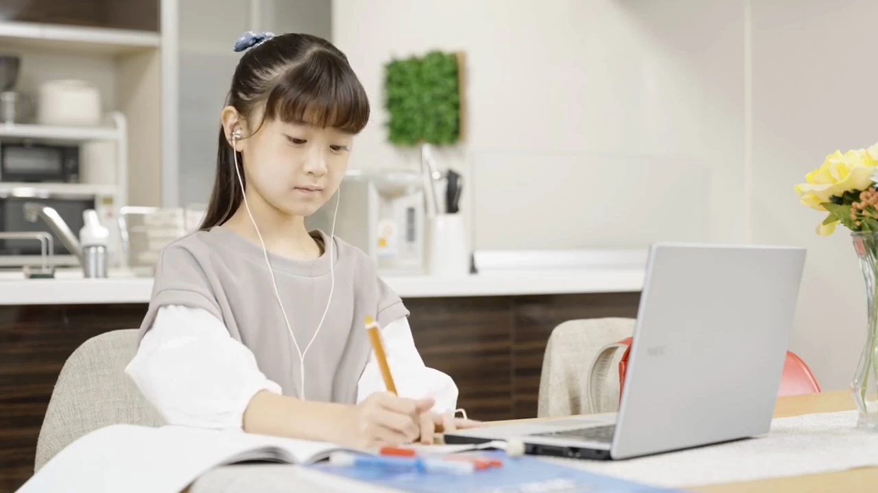 スライドイメージ（２） EIKOH LiNK ST