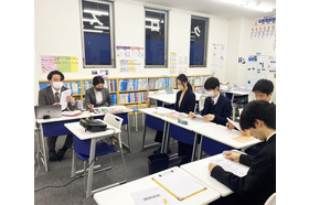 スライドイメージ（４） 学習スタジオクロスロード 