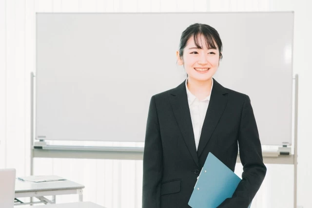 スライドイメージ（４） トライプラス JR久留米駅