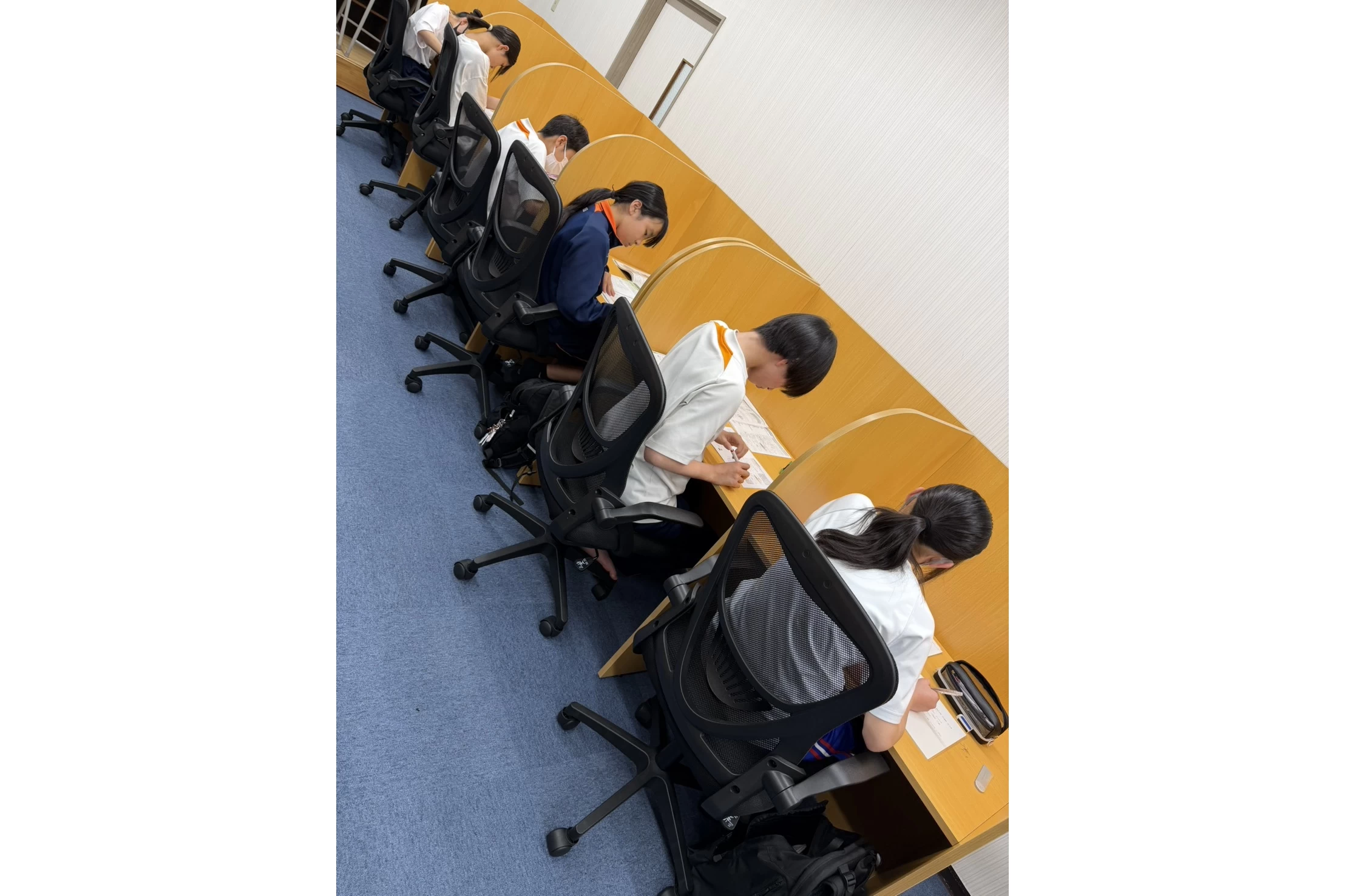 スライドイメージ（４） 学習塾エンジン岐阜 駅前校