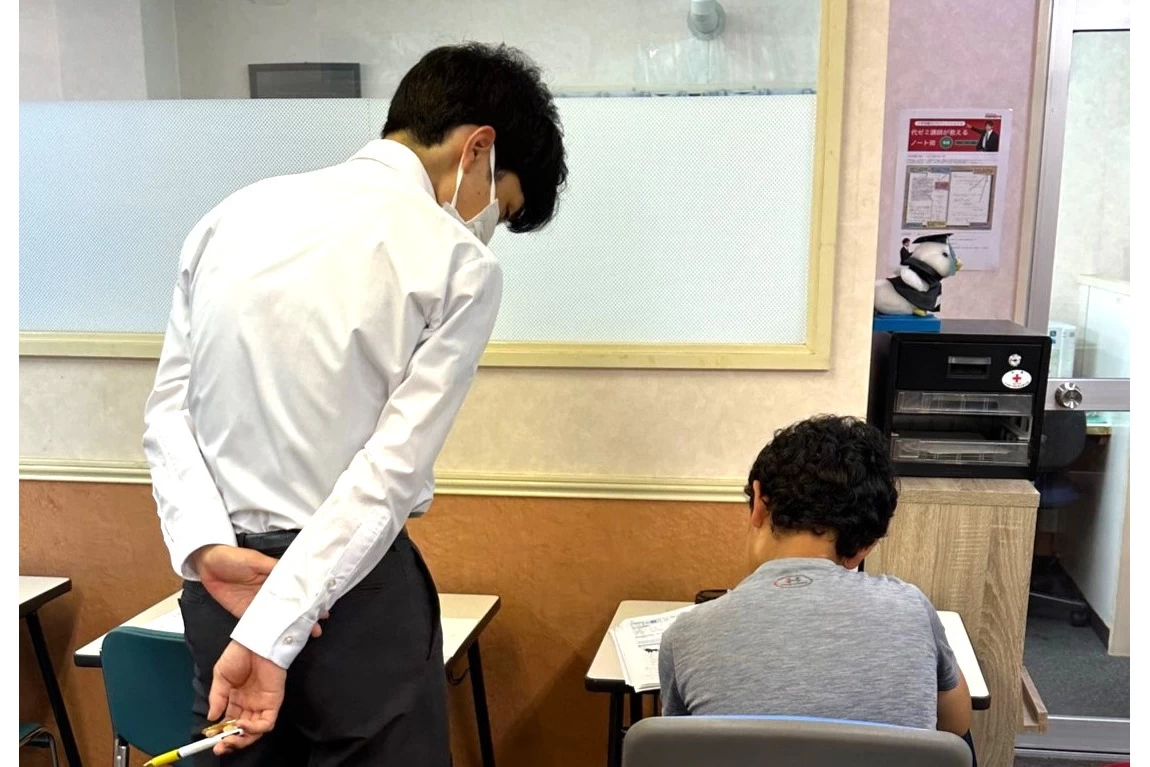 スライドイメージ（４） エマールゼミ