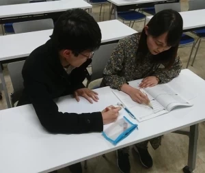 スライドイメージ（２） 【小平市】小学生・中学生学