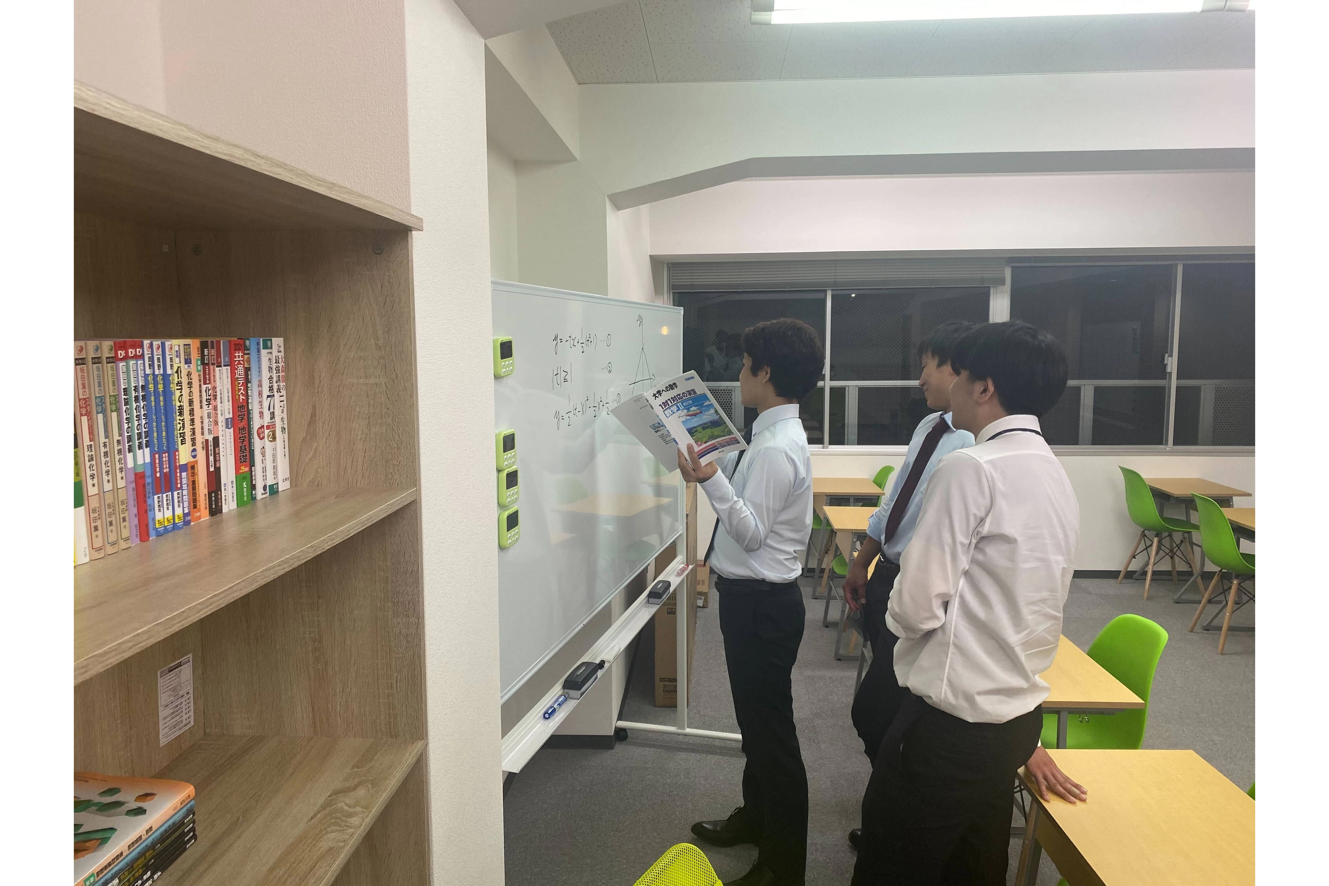 スライドイメージ（２） 現論会 大阪梅田校