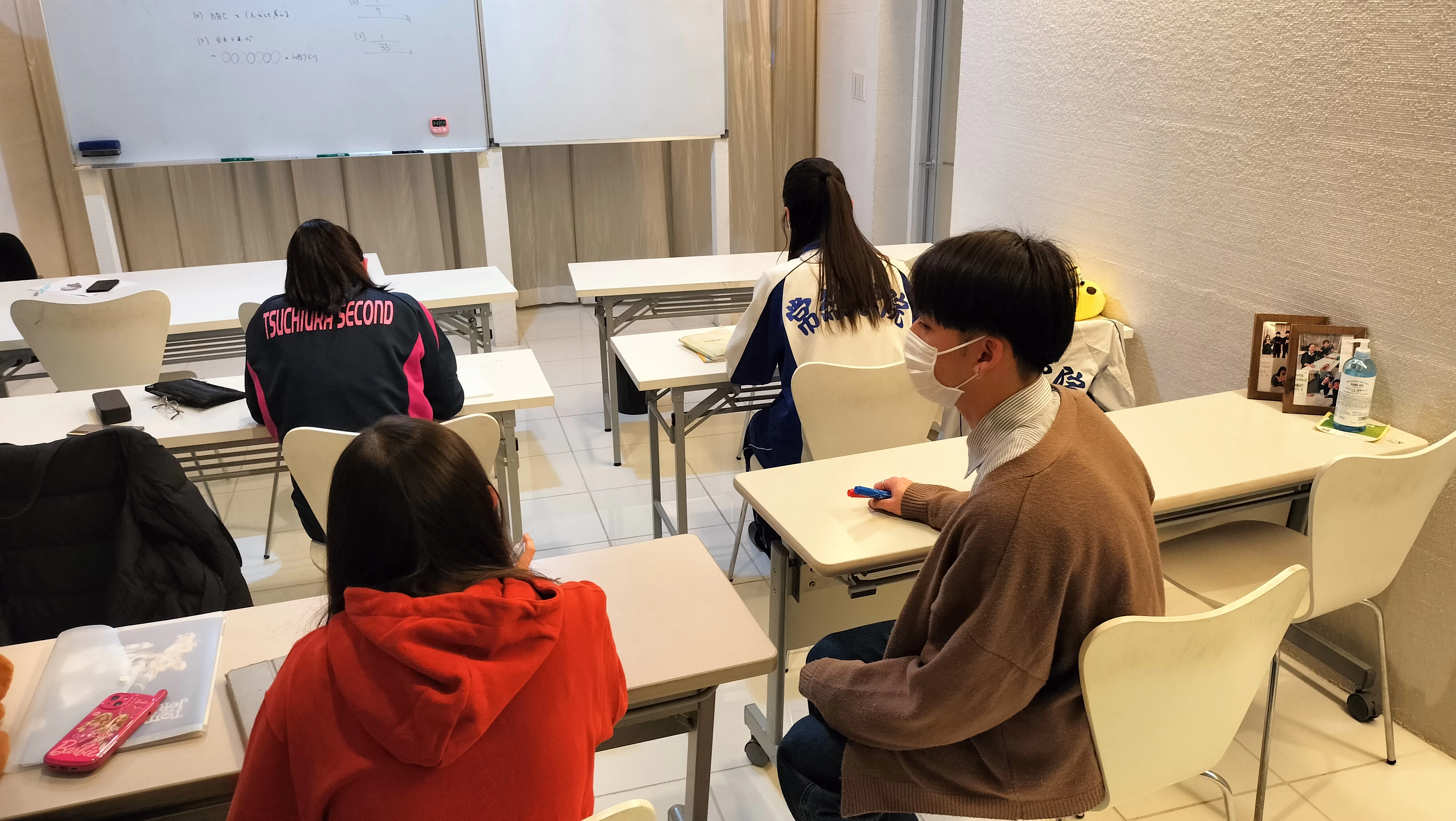 スライドイメージ（２） 数理進学予備校イーズ ひた