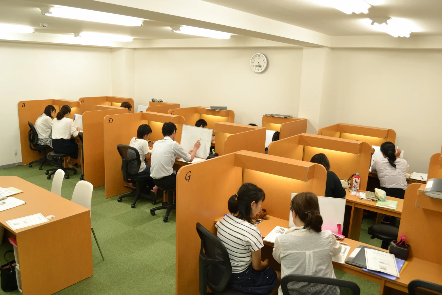 スライドイメージ（２） ECCベストワン 津田沼奏