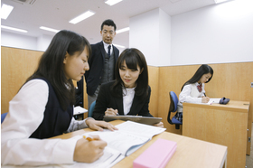 スライドイメージ（３） 個別指導Axis ヴェル・