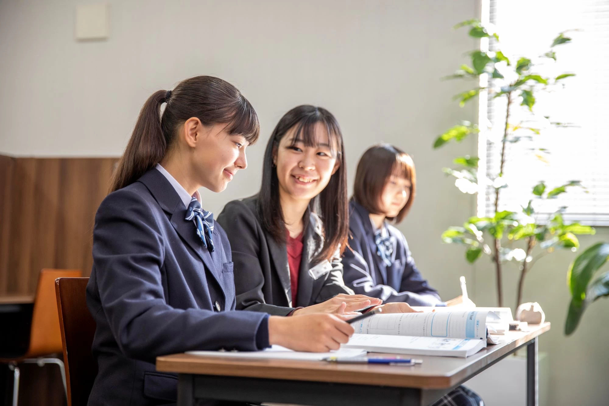 スライドイメージ（１） ＨＩＧＨ－ＳＴＡＲＳ個別指