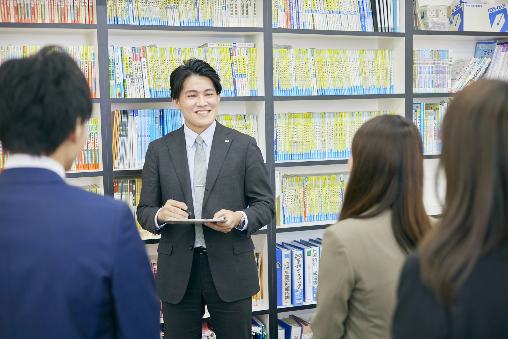 早稲田アカデミー ExiV新宿校【正社員】の塾講師正社員求人 - 【講師職