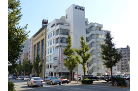 スライドイメージ（１） 富士学院 福岡校