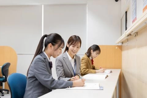 スライドイメージ（１） 京進の個別指導 スクール・