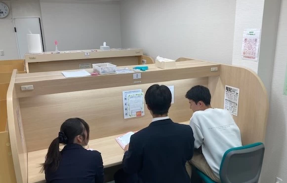 スライドイメージ（２） 京進の個別指導 スクール・