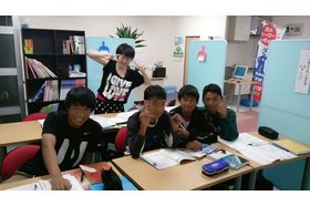 スライドイメージ（４） 個別指導学院ヒーローズ自由