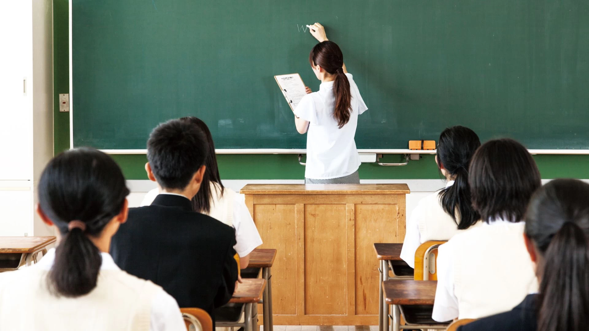 スライドイメージ（１） 私立学校放課後講習塾講師(