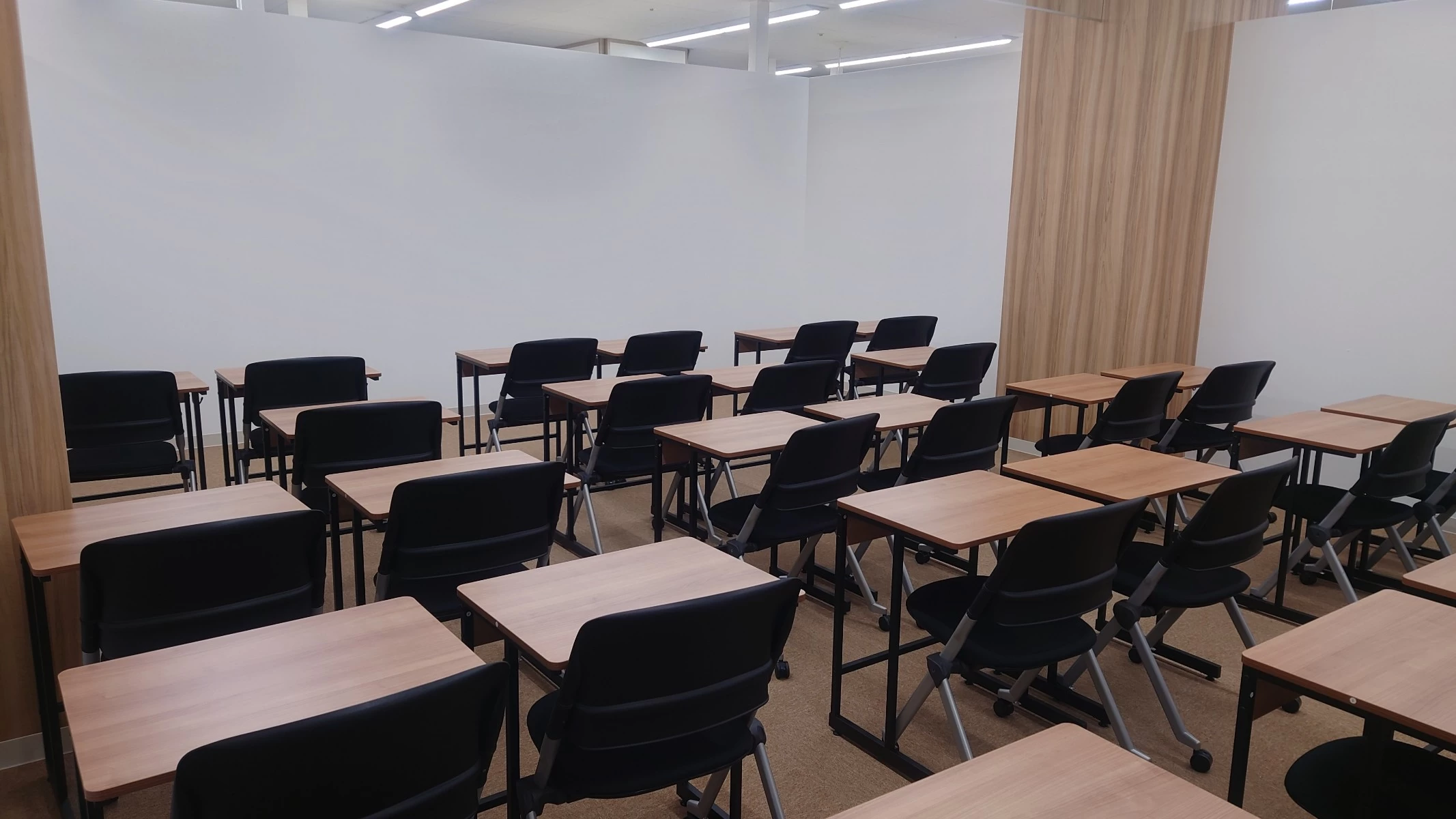 スライドイメージ（４） セナミ学院 古河校