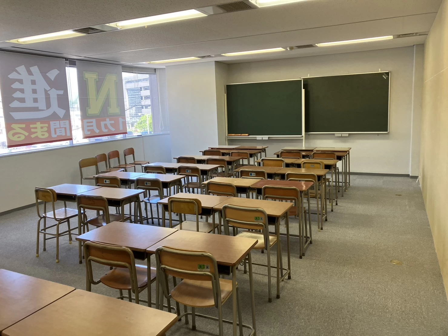 スライドイメージ（３） 進学塾ニュートン 川西能勢